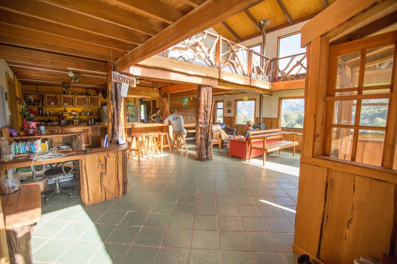 Hostal Las Natalias Futaleufú Buitenkant foto